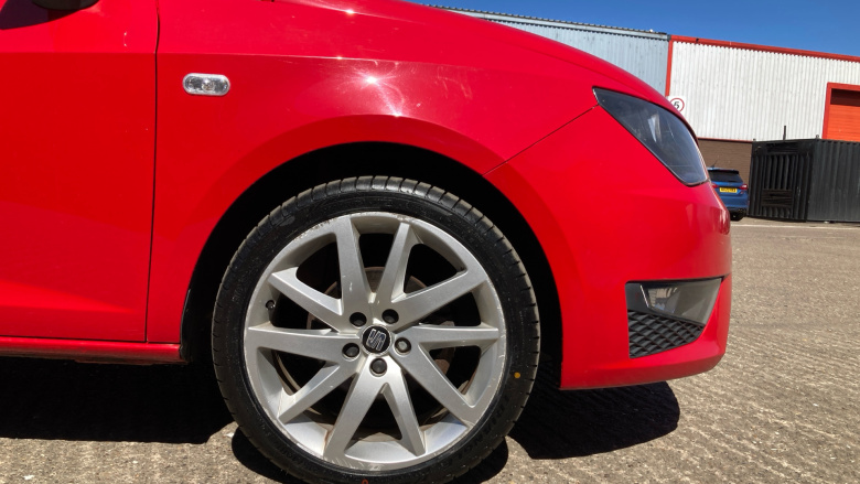 SEAT Ibiza 1.2 TSI FR 3dr Petrol Hatchback
